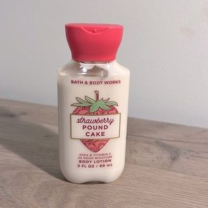 Strawberry pound cake lotion